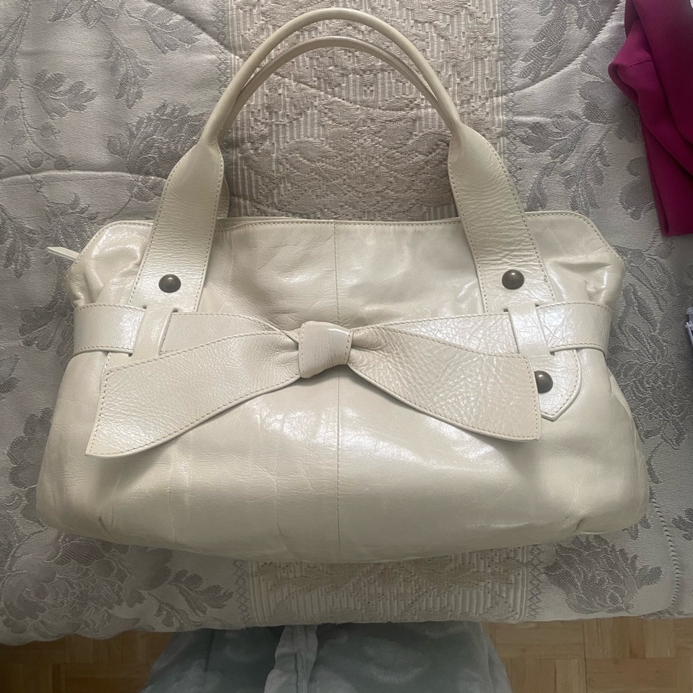 Genuine leather - made in Italy hand bag
